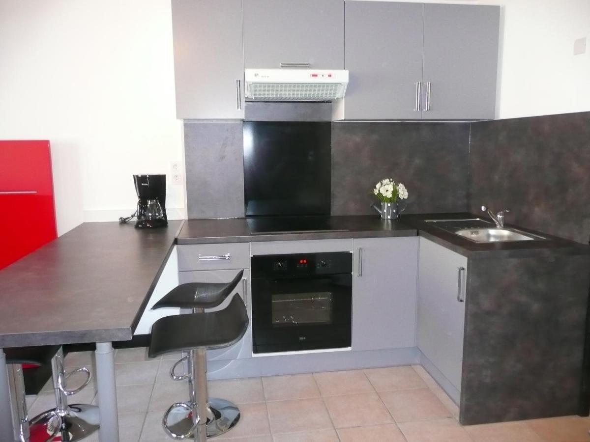 Appartement T3 Tout Confort En Duplex A 20Mn A Pied Du Centre-Ville Avec Tv Et Wifi La Rochelle  Exterior foto